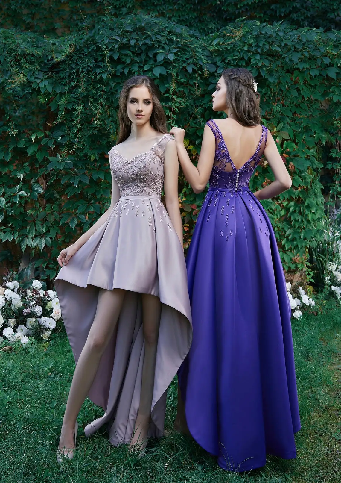 

Short Front Long Back Prom Dresses Satin Beaded V Neck Sleeveless Women Party Evening Gowns Women Formal Occasion Dresses