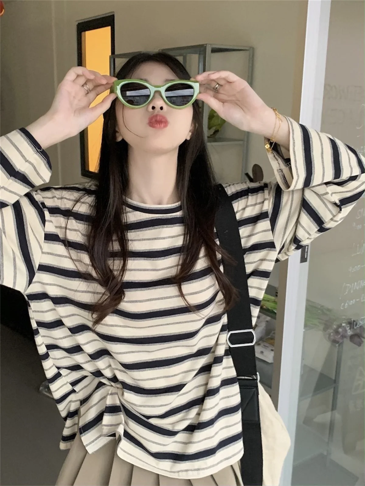 Mode Frühjahr Gestreiften T Shirts Für Frauen Kawaii Sommer Lange Hülse O-ansatz Hemd Koreanische Damen Fleece Übergroßen Coole Tops T-shirt
