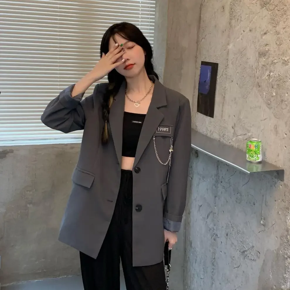 

UNXX Women's Autumn Retro Casual Short Chain Decorative Blazers Suit Coat Black Hepburn Loose Single Breasted Suit CoatsWomean