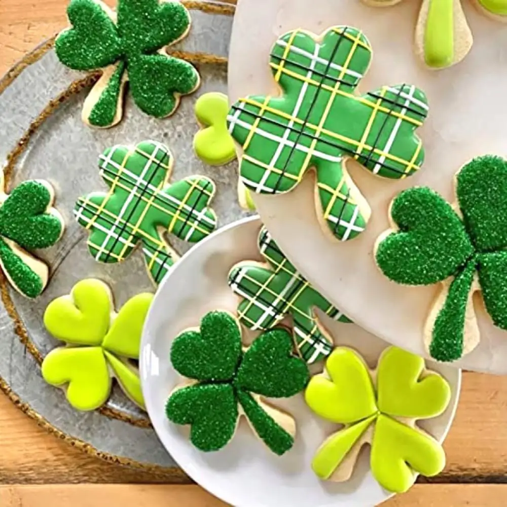 Three Leaf / Four-leaf Cookies Mold Patrick Section Irish Festival Parties Household Kitchen Baking Mold Cookie Cut Cookie Tools cookie cutter baking mold cookie mould
