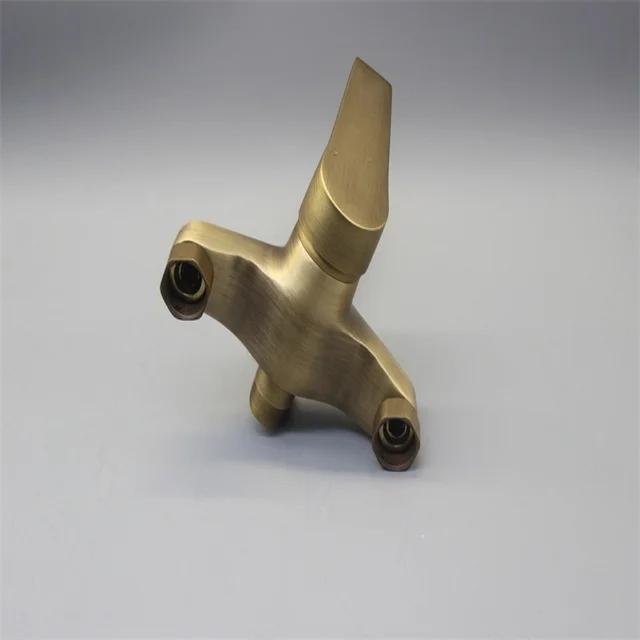 ก๊อกน้ำอ่างอาบน้ำโบราณ ก๊อกน้ำอ่างอาบน้ำทองเหลือง ก๊อกน้ำอ่างอาบน้ำแบบติดผนัง ก๊อกน้ำอ่างอาบน้ำทองเหลือง ก๊อกน้ำอ่างล้างหน้าทองเหลือง 3