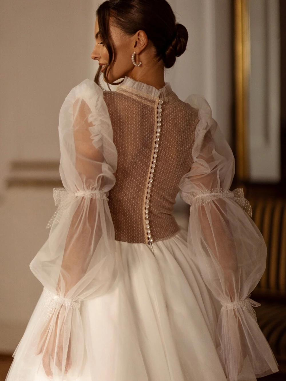 Shiny High Collar Long Sleeve Wedding Dress Sequined Beads Bride Robe Graceful Appliques Bridal Gown Customized Robe De Mariée 3