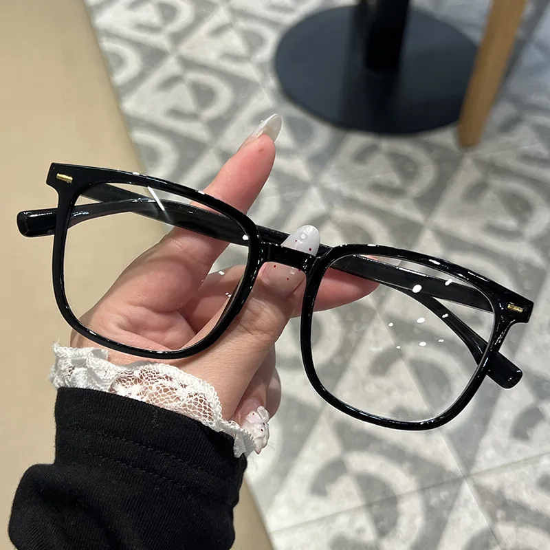 2025 New Brown Lens Sunglasses Retro Square Frame Sunglasses Women Fashion Men Eyewear Trendy