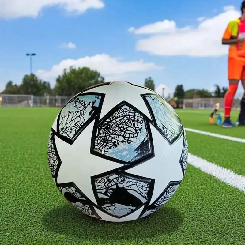 Standard Size 5 Size 4 Soccer Ball Professional Outdoors Sports Match Balls Training Seamless Football High Quality Pu Material view 2