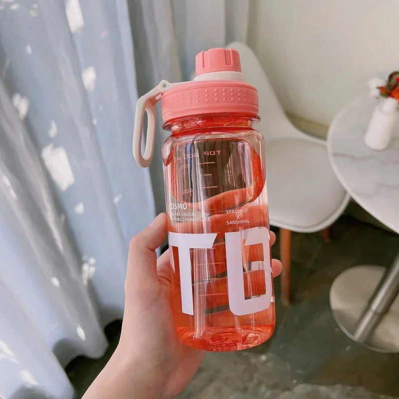 Versatile Sports Water Bottle for Fitness and Outdoor Activities