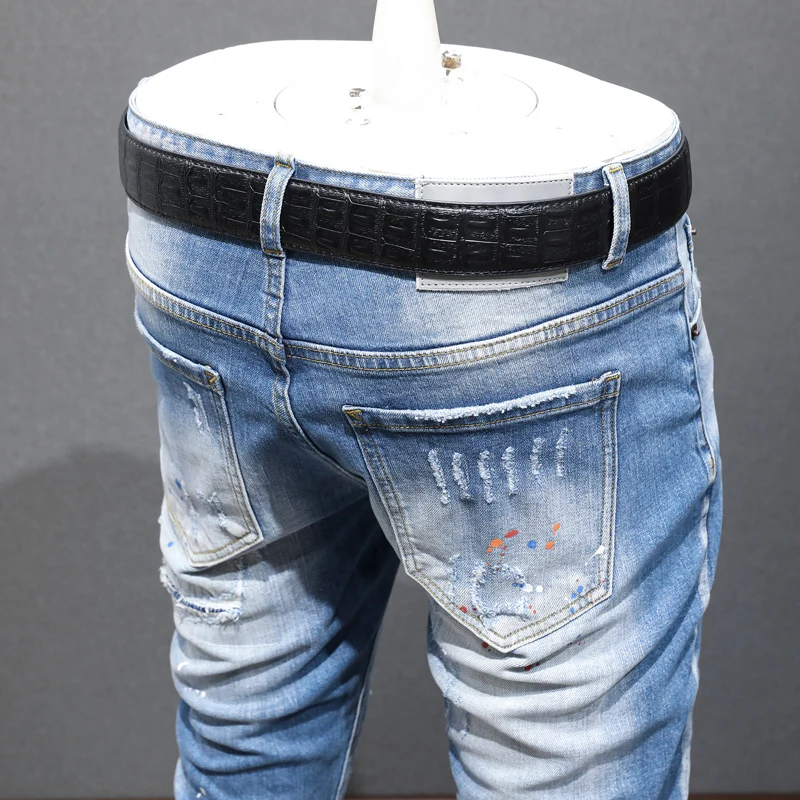 Street Fashion Men Jeans Retro Light Blue Elastic Stretch Slim Fit Hole Ripped Jeans Men Painted Designer Hip Hop Pants Hombre