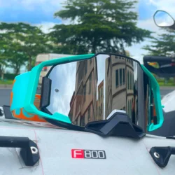 Premium Anti - Fog Motorcycle Goggles with Quick - Replace Lens (GBS)