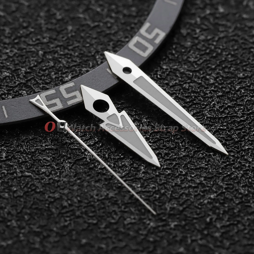 Green Luminous Watch Hands - 3-Pin Gray Accessory