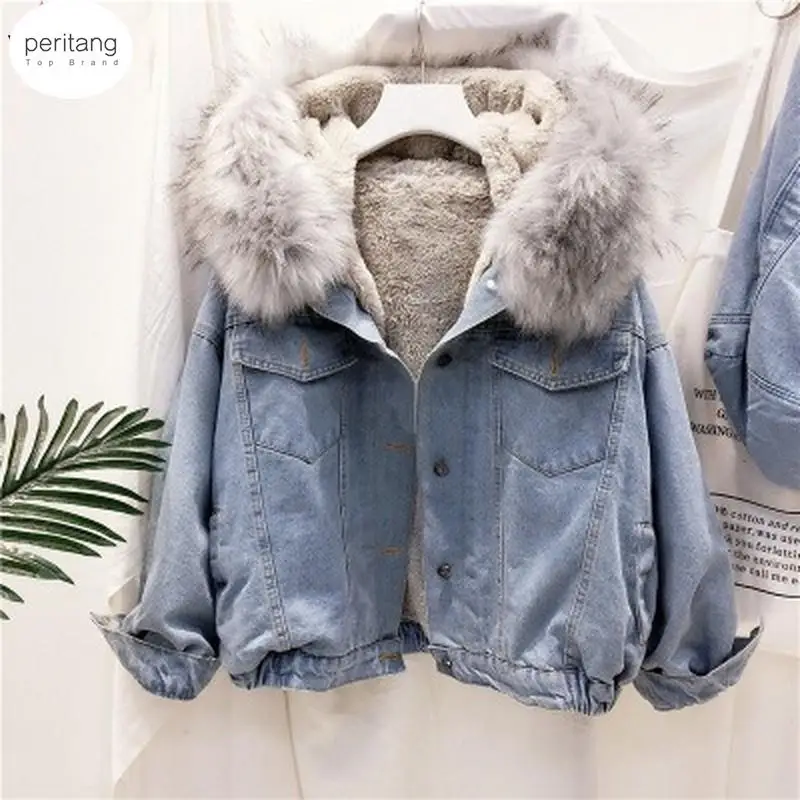 

2024 Big Faux Fur Collar Denim Jacket Women Winter Hooded Warm Jean Jacket Student Basic Short Parkas Female Bomber Coat