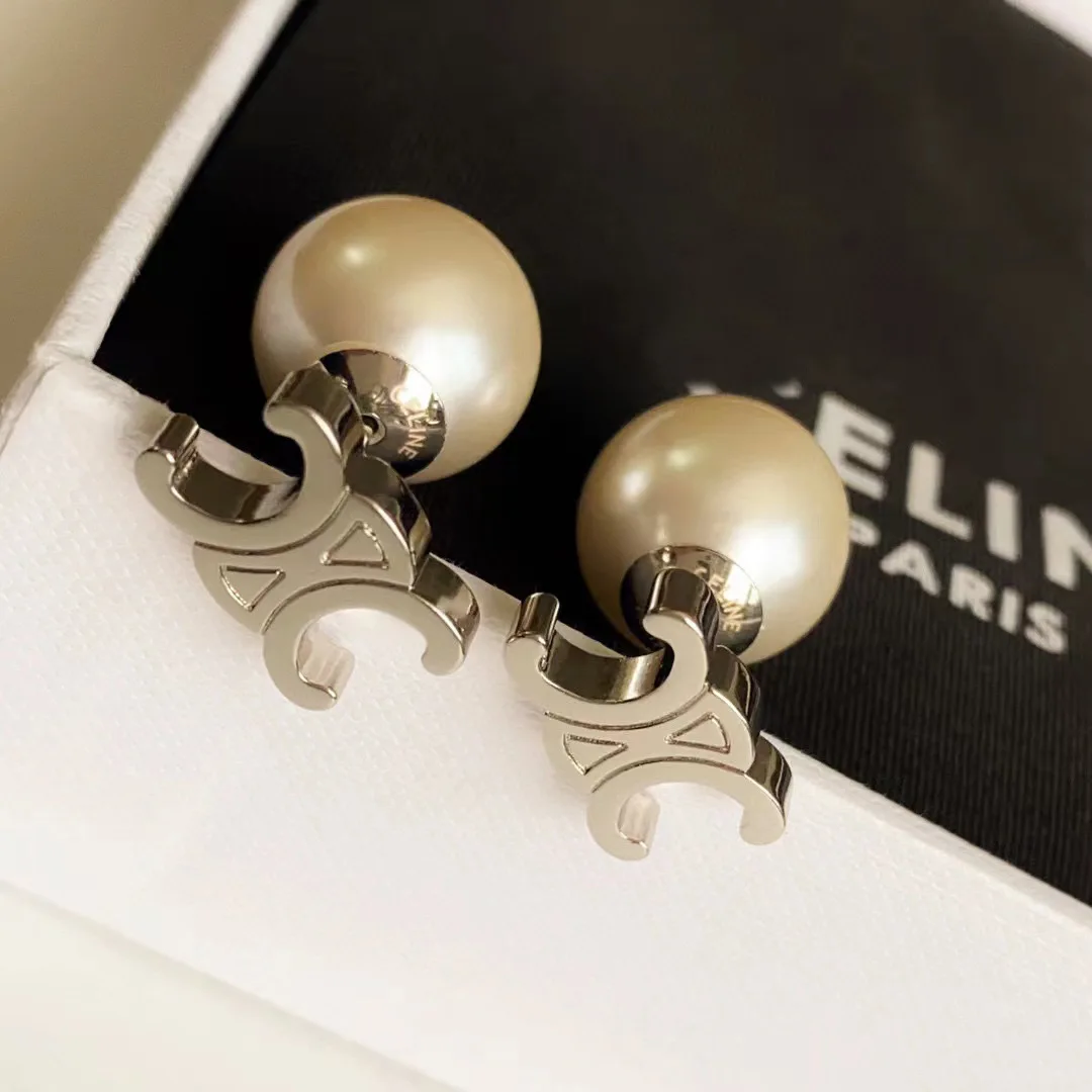 

French versatile commuting pearl earrings