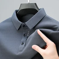 POLO gaufré à manches longues pour hommes avec lettre imprimée revers haut décontracté 2