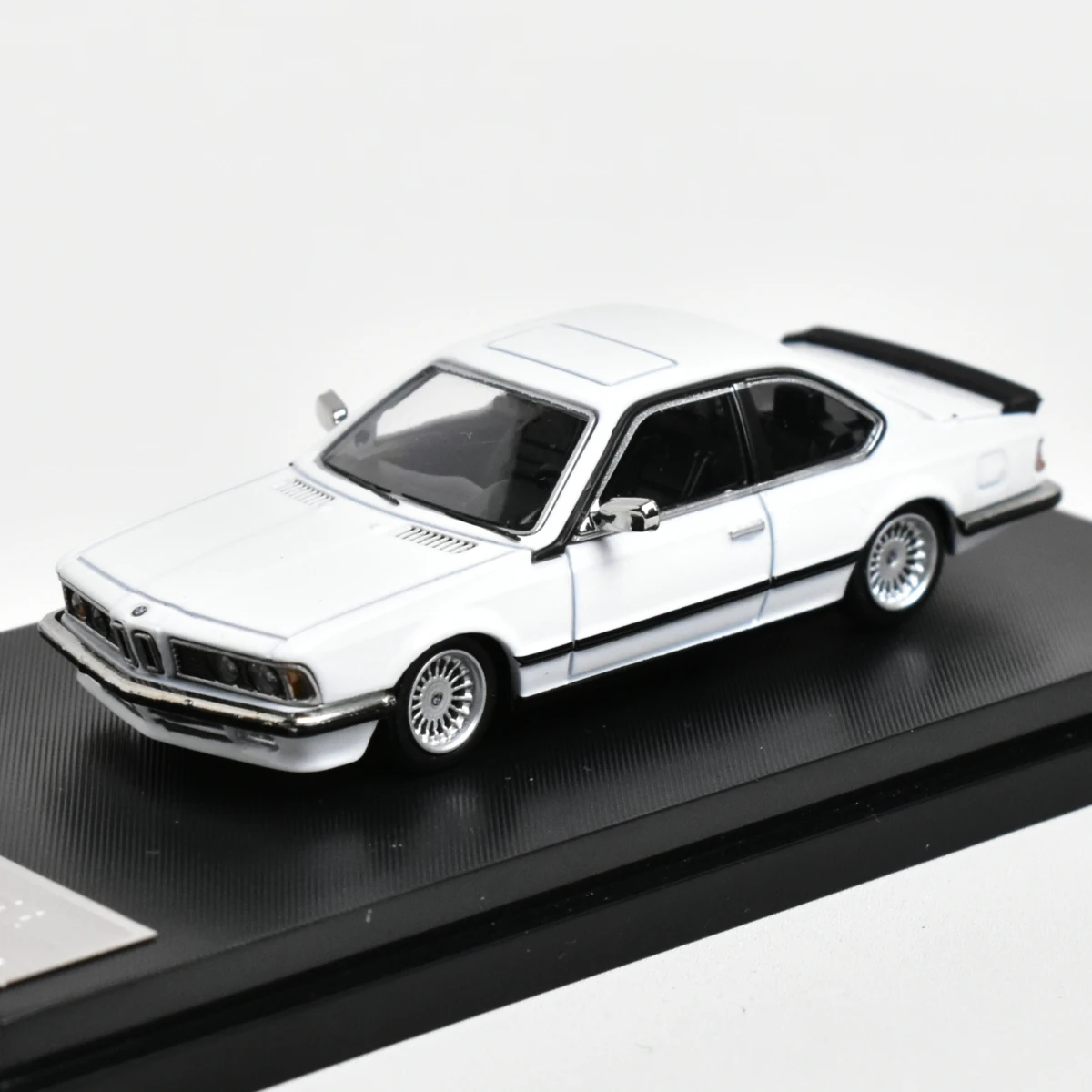 SW ストリート ウォリアー 1:64 635 CSI ダイキャスト モデル