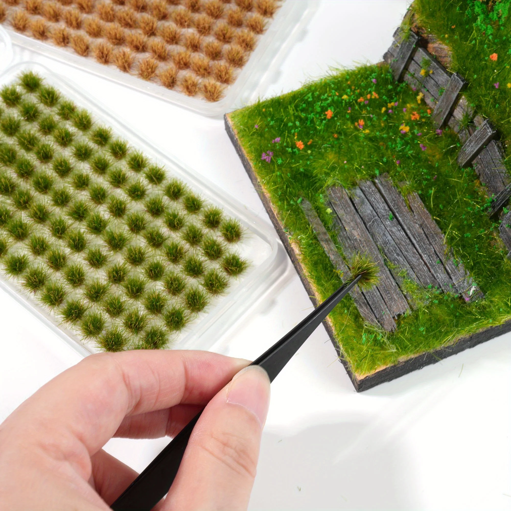 Enhanced Static Model Grass Tuft Kit with Tweezers and Storage Box for Patios and Terrain Projects