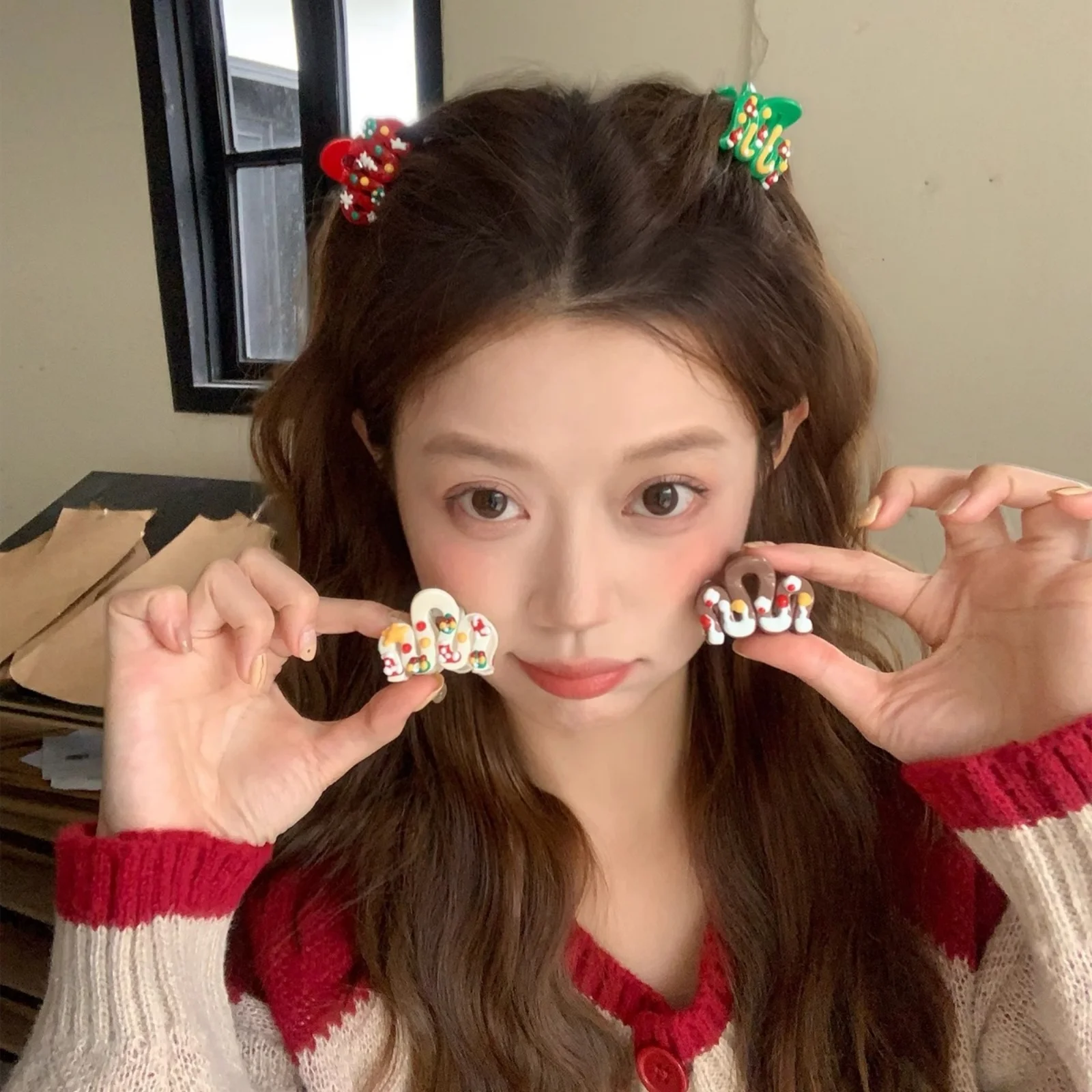 1/4pcs Christmas - Themed Hair Claw Clip Set: Festive Elegance for Your Locks!  Festive & Stylish!