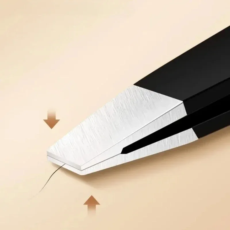 High-Quality Eyebrow Tweezers