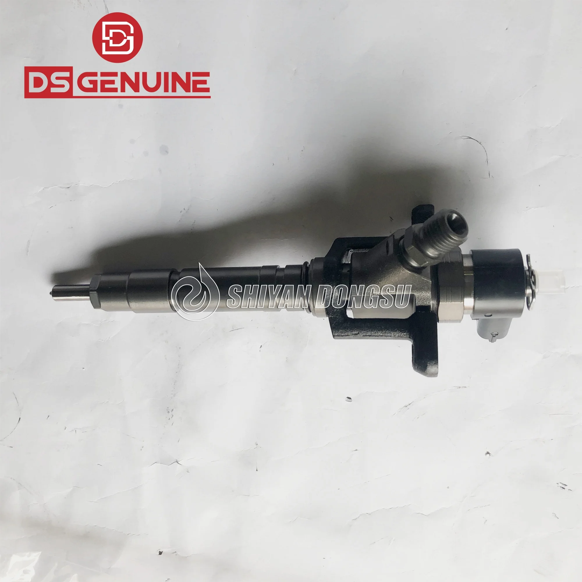 

Diesel Engine Injector Nozzle 4M50 Common Rail Fuel Injector 0445120049