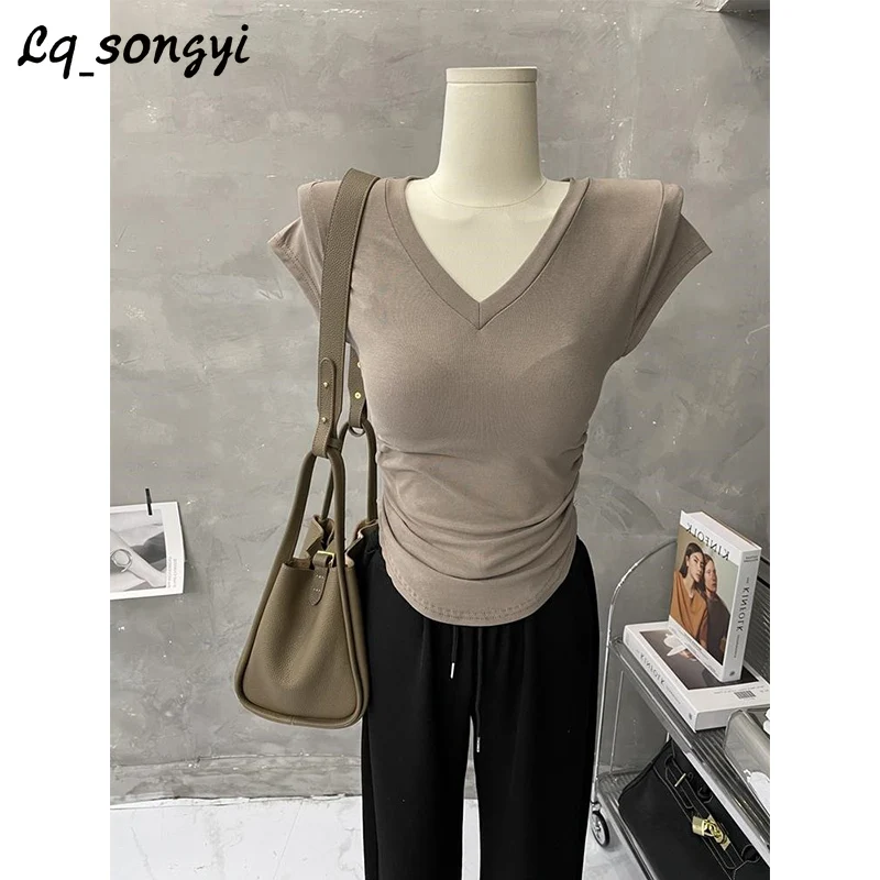 

Женские футболки с V-образным вырезом Lq_songyi, новинка 2024, летний высокоэластичный Топ, однотонные базовые Топы, короткие облегающие футболки с боковыми складками и коротким рукавом