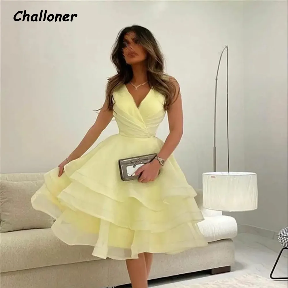 

Challoner Sexy V-Neck Prom Dresses Simple Sleeveless Backless Knee Length Tiered Pleat Party Gown Custom Made فساتين السهرة