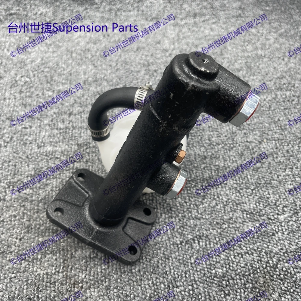 Brake Master Cylinder for TOYOTA LAND CRUISER 60 70 2.4 3.4 4.0 1981-1996 47201-60290 47201-60291