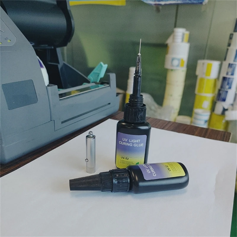 

UV Bonding & Welding Glue- Super Bonding UV Glue- with Black Light Quick-Drying Drop Shipping