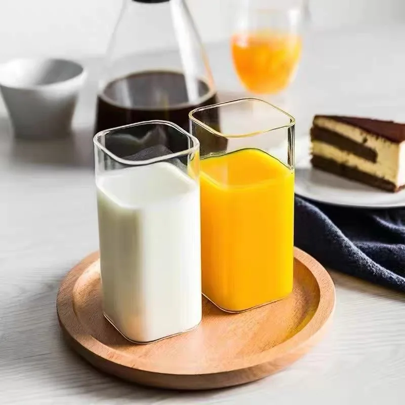 Square Heat Resistant Coffee Glass Cup with Lid and Straw
