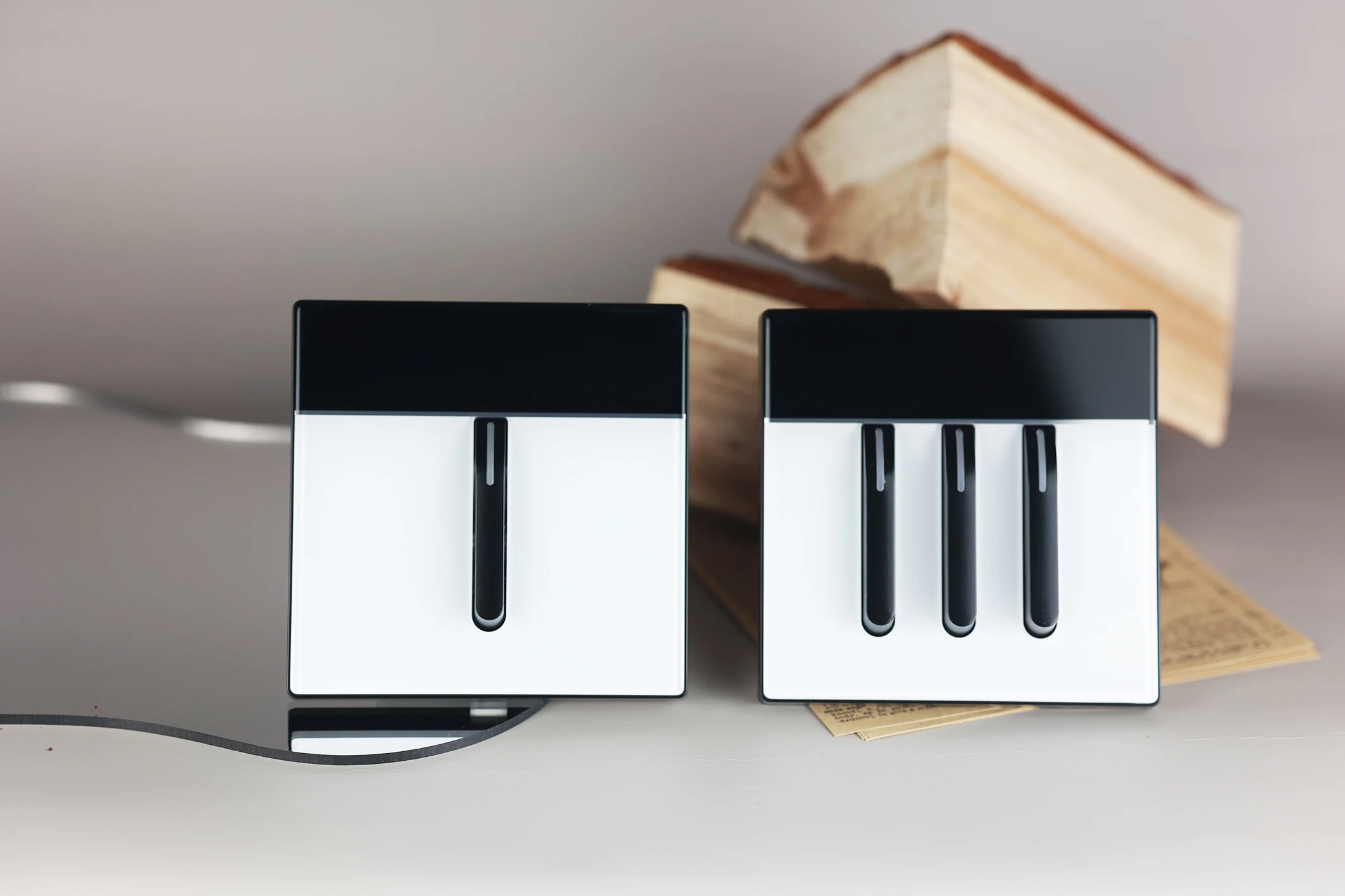 Tempered glass piano key light switch front view