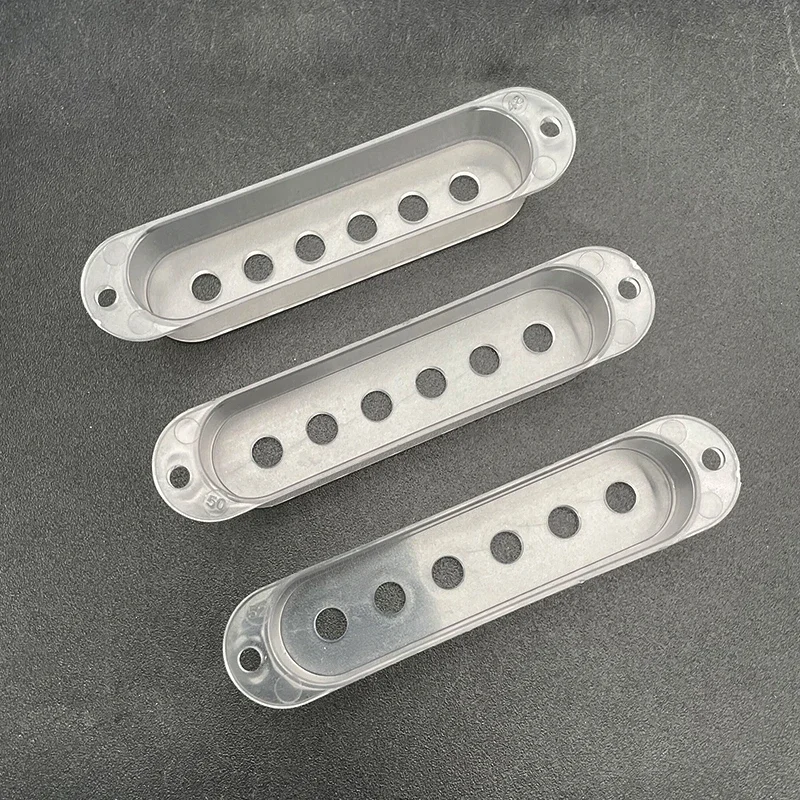 FLEOR - Set Da 9 Copri Pickup Single Coil Per Chitarra Elettrica, Colore Bianco - Include Distanziali Da 48/50/52 Mm - Foto 3