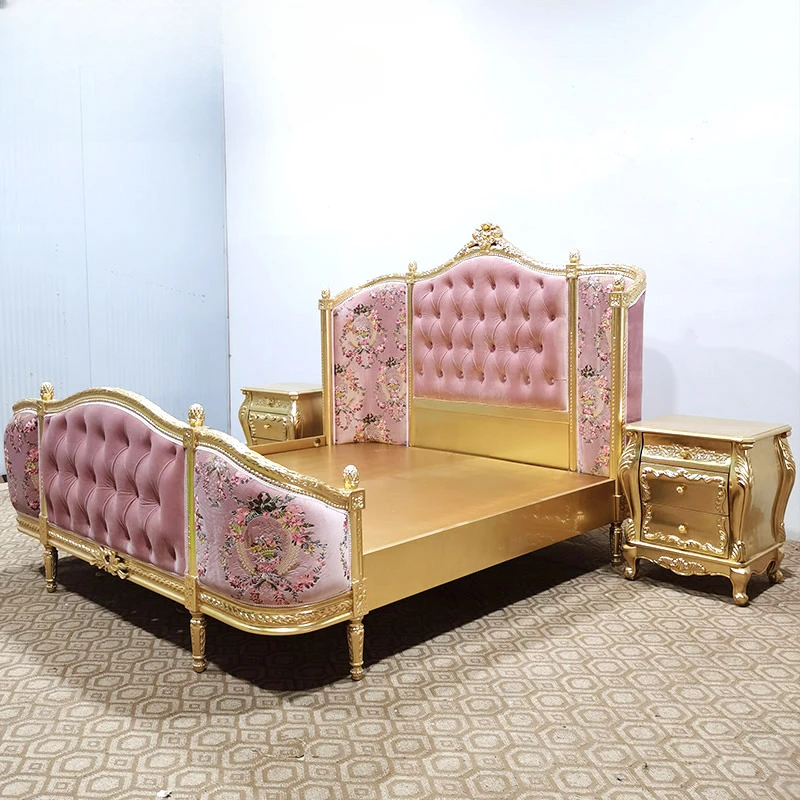 

European embroidered fabric, solid wood carving double bed, French villa, large unit, gold foil wedding bed, 1.8m bedroom