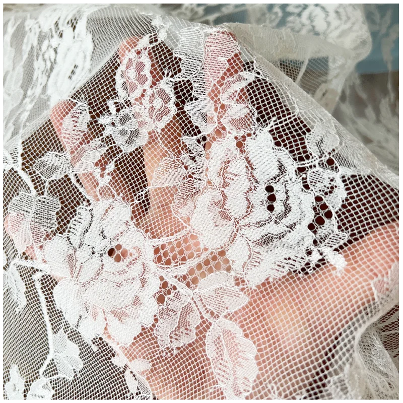 MAYJOYDIY 0,9 m witte geborduurde mesh 1,45