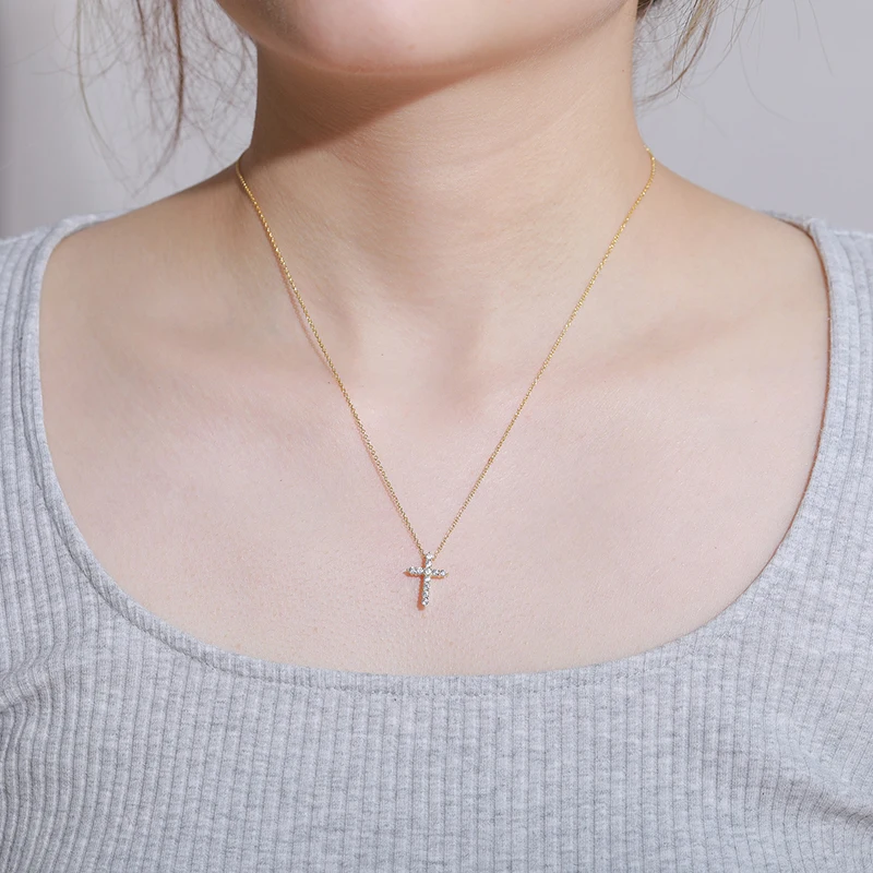 Religion Moissanite Cross Pendants Necklace For Women Jewelry Catholic Cross Pendant 925 Sterling Silver 18K White Gold
