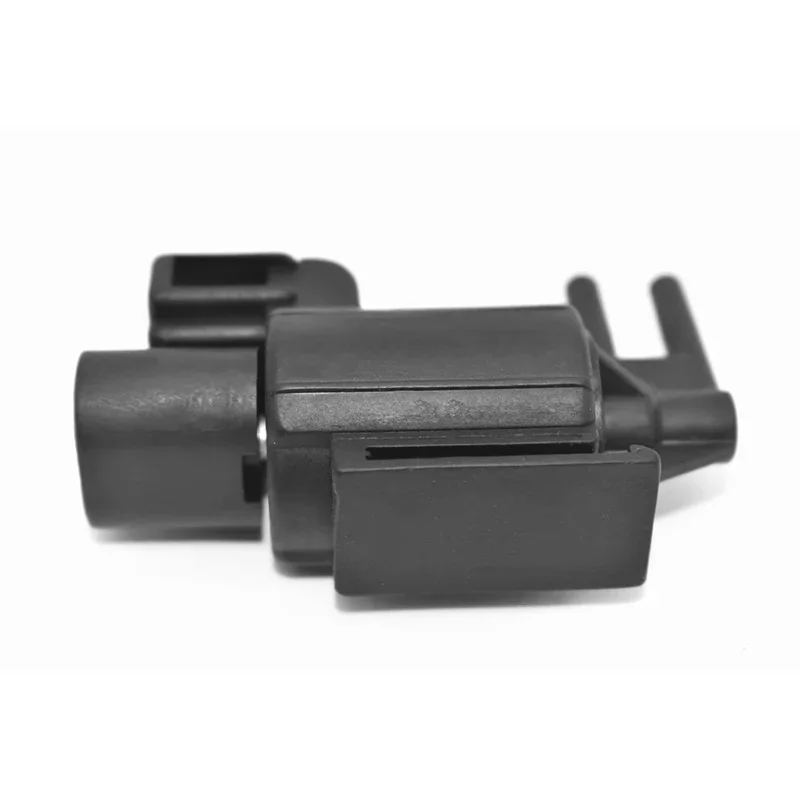 Vacuum sensor relay k5t80183 for 1999 Suzuki gsxr750 750