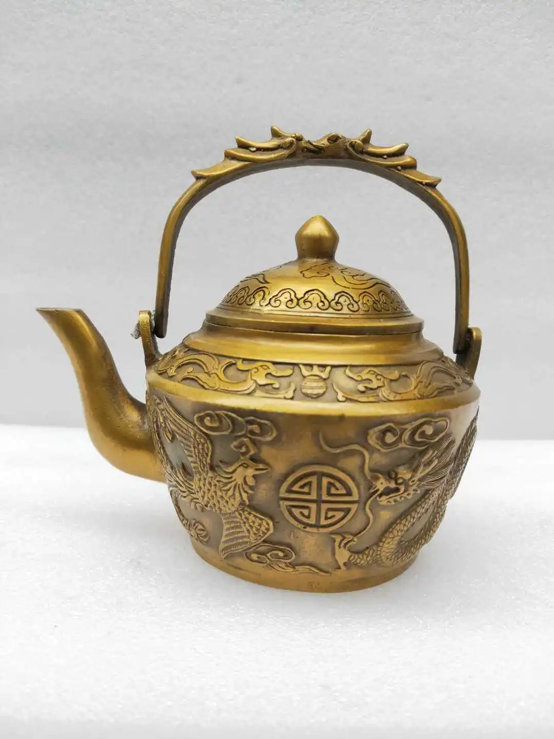 

Antique Bronze Ware Collection: Antique Pure Copper Lifting Beam, Dragon and Phoenix Wine Pot, Tea Pot Wrapped with Milk, Moistu