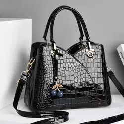Women's Bag New 2022 Fashion Atmosphere Women's Bag Large Capacity Crocodile Pattern One Shoulder Retro Women's Handbag