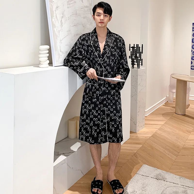 

Silk ice silk long sleeve men's pajamas Long robe bathrobe bathrobe home wear 잠옷 로브 pijama kimono халат мужской