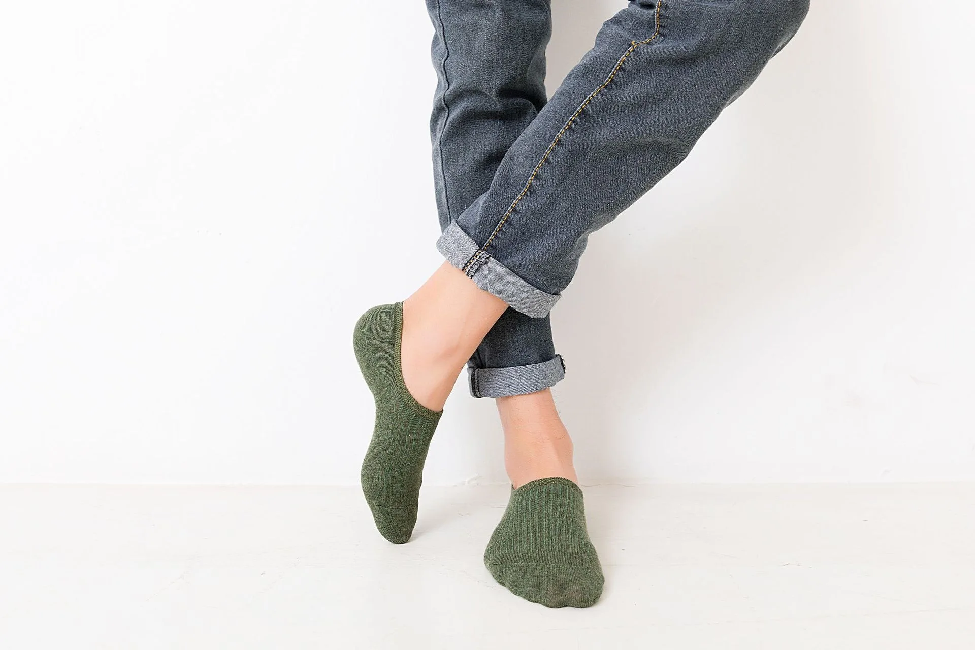 5 Paar Herren-Bootssocken, Sommer, dünn, einfarbig, Silikon, rutschfest, kurze Socken, einfarbig, leichter Bund, unsichtbare Herrensocken – Detail 4