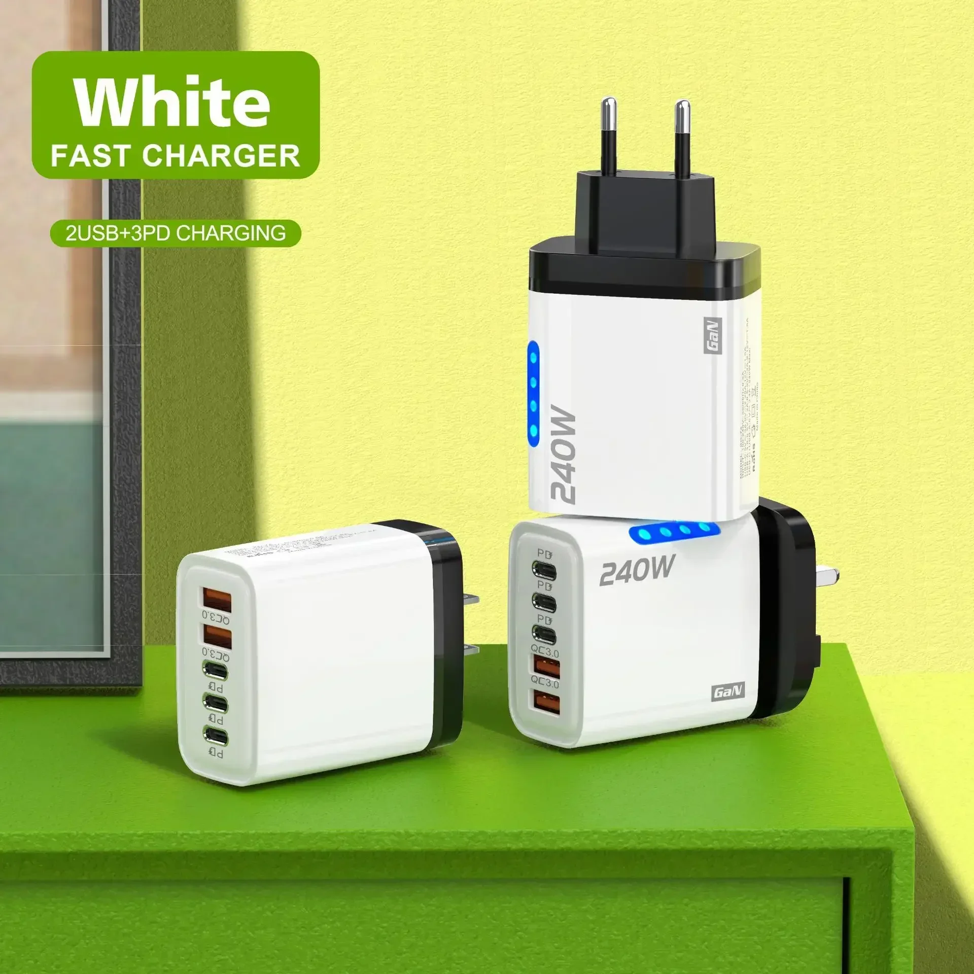 Fast Charging Desktop Charger With Dual Usb And Triple Type C Port_voghion.com