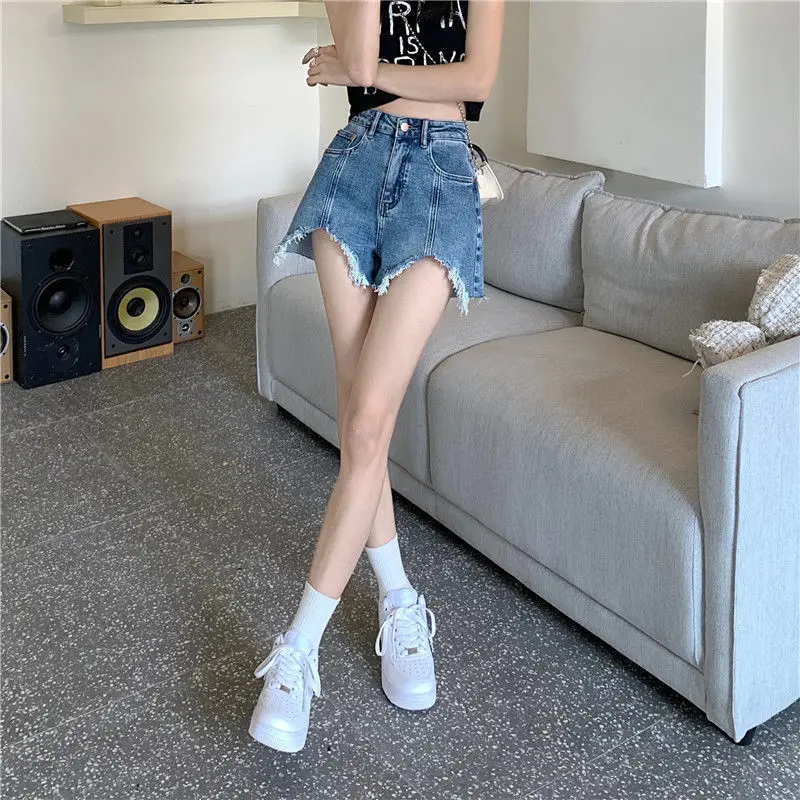 

2023 Summer New Female Denim Shorts Thin And Comfortable Casual Loose High Waist Large Size Female Wide Leg Shorts