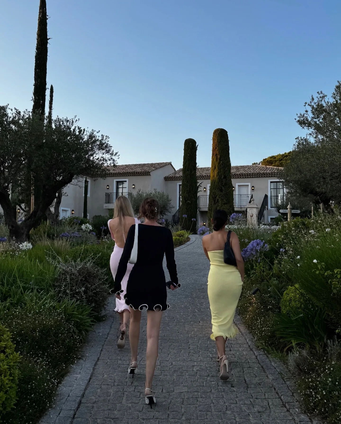 Knit Sweater Ruffled Long Dress Women Backless Fashion Ribbed Long Sleeve Elegant Party Dress Female Knitwear Autumn Dress