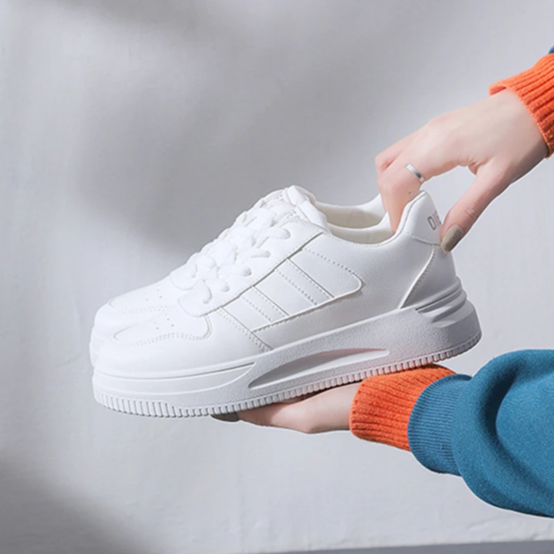 Casual Shoes Women's 2022 New Sneakers Woman Shoes Breathable Mesh Flats White All-match Ladies Loafers Student Casual Sneakers