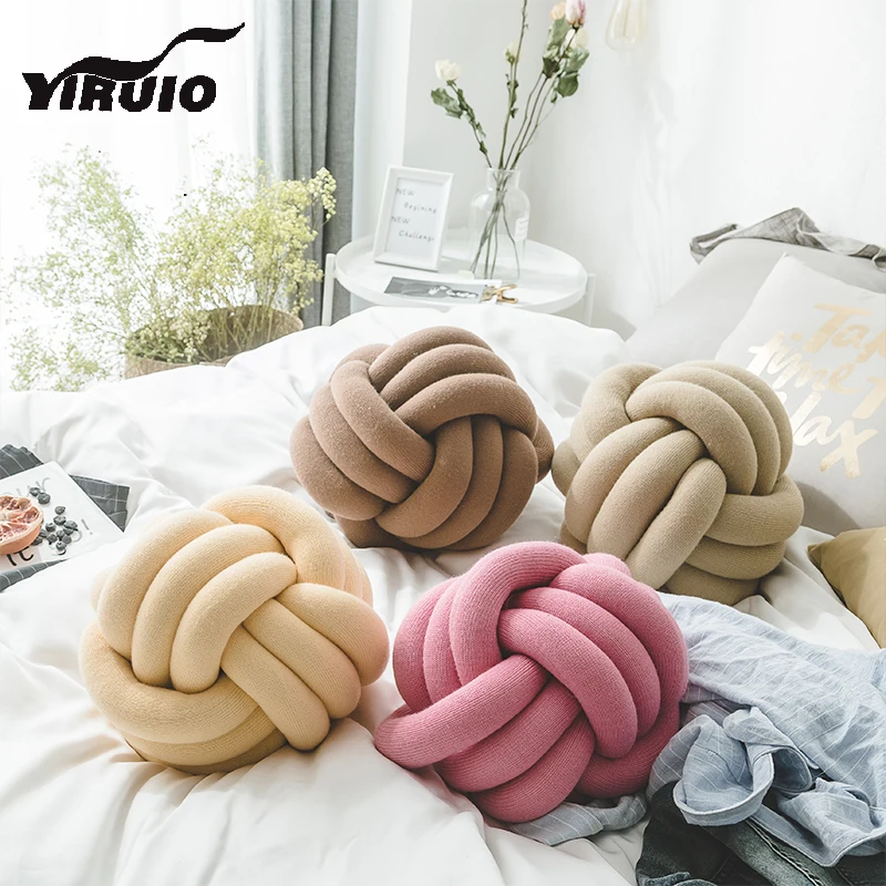 YIRUIO accesorio de decoración nórdica para el hogar, adorno Kawaii para mesa de suelo, nudo de mano, estilo INS, adorno para sofá, almohada de bola bonita - 100 cosas bonitas para la casa
