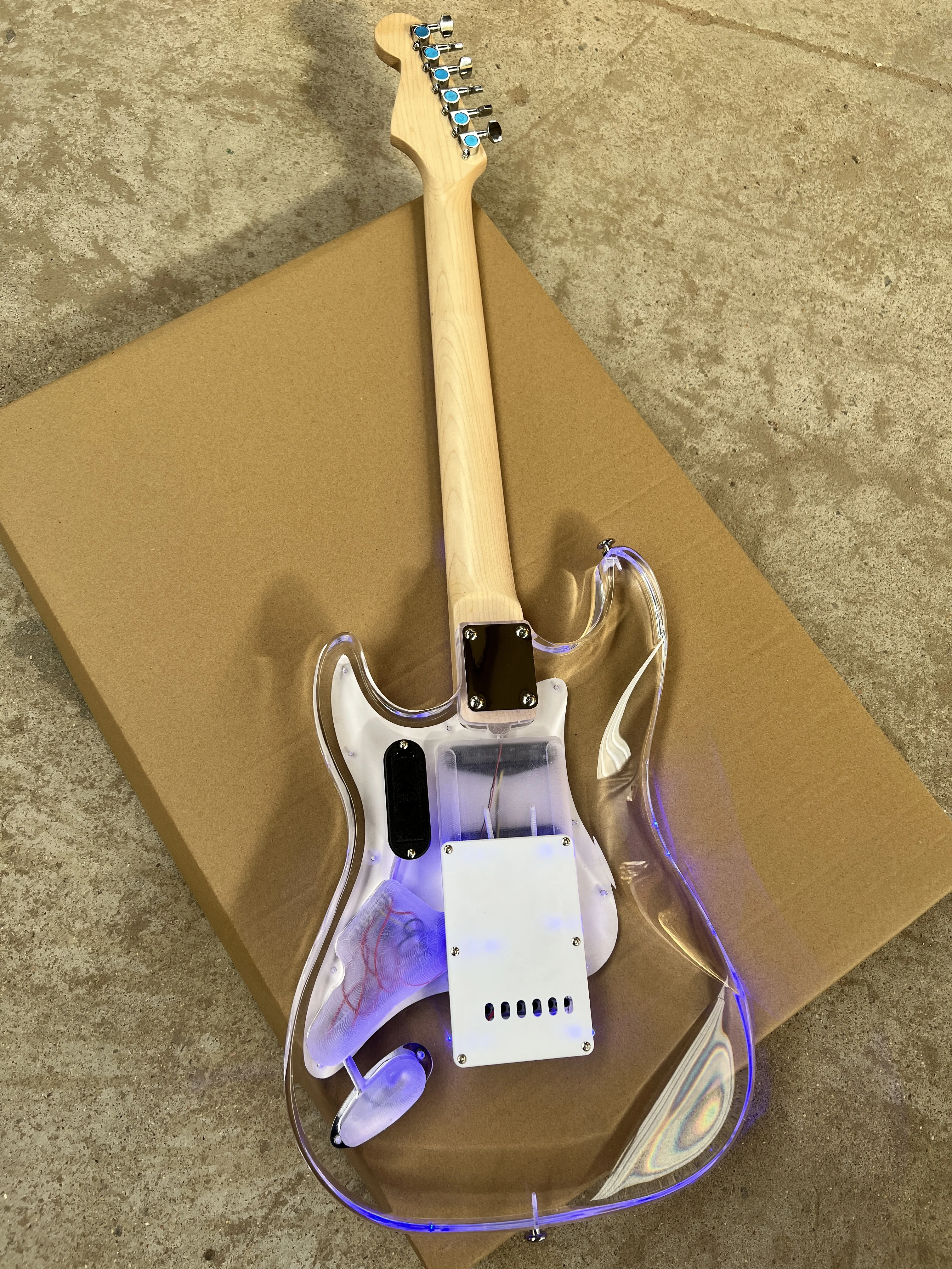 プレキシグラスのエレキギター,弦楽器,6弦,LEDライト付き,カラーブルー