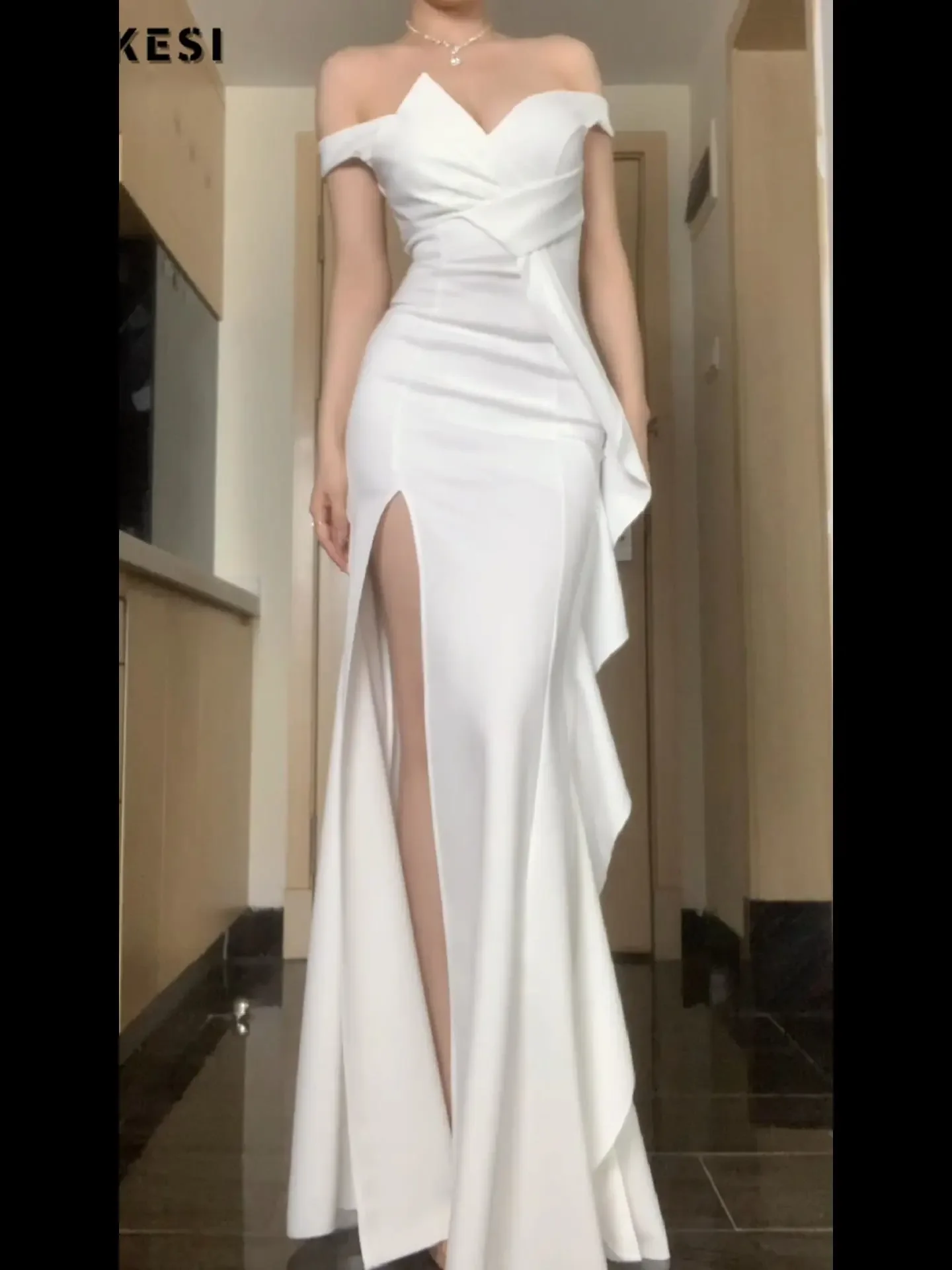 

Женское шифоновое вечернее платье без бретелек, однотонное элегантное привлекательное облегающее платье-футляр с высокой талией, лето 2023