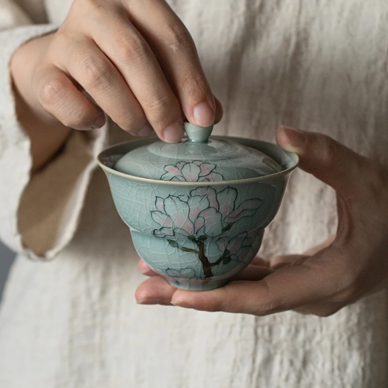 

Borneol Glaze hand-painted Magnolia Covered Bowl Teacup Can Be Raised Open Piece Chinese With Cover To Prevent Hot Ceramic