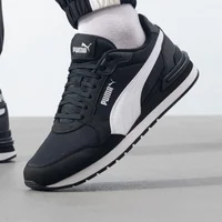 PUMA Baskets décontractées légères en maille ST Runner v4 unisexes 399666-01 1