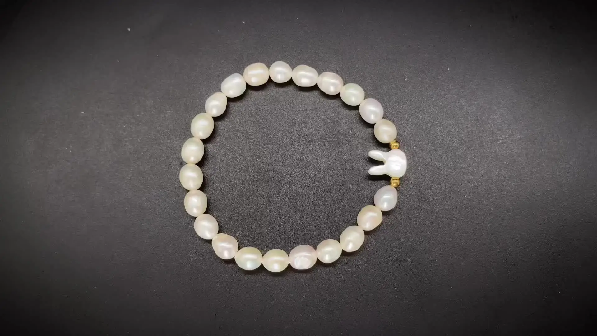 Q-pot⚪︎animal gold pearl bracelet⚪︎ S115ead2a291a4ba8acedbb23cf01c