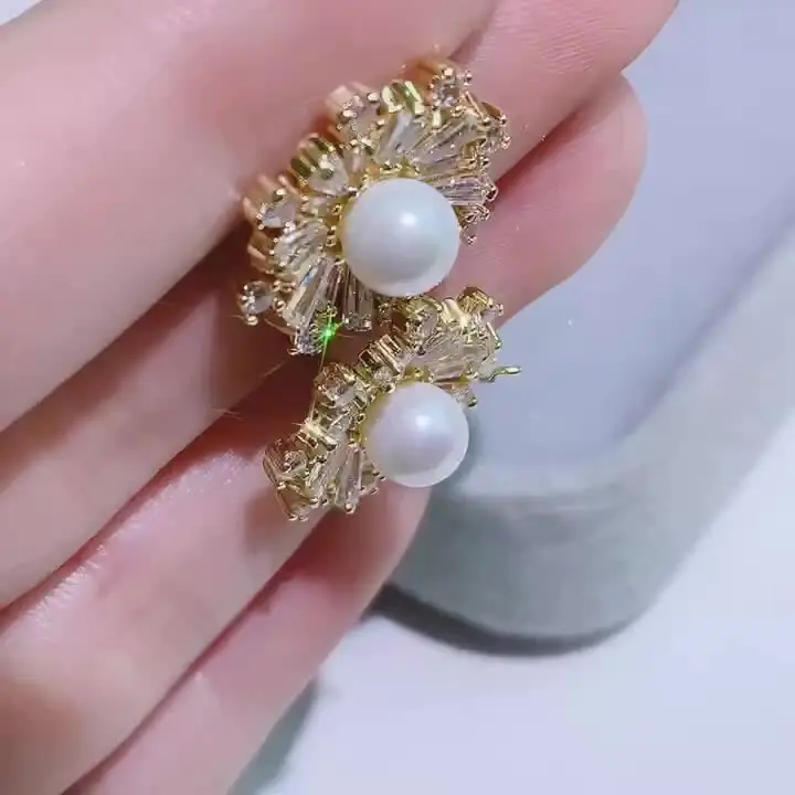 Cubic Zirconia Pearls Snowflake | Cubic Zirconia Stud