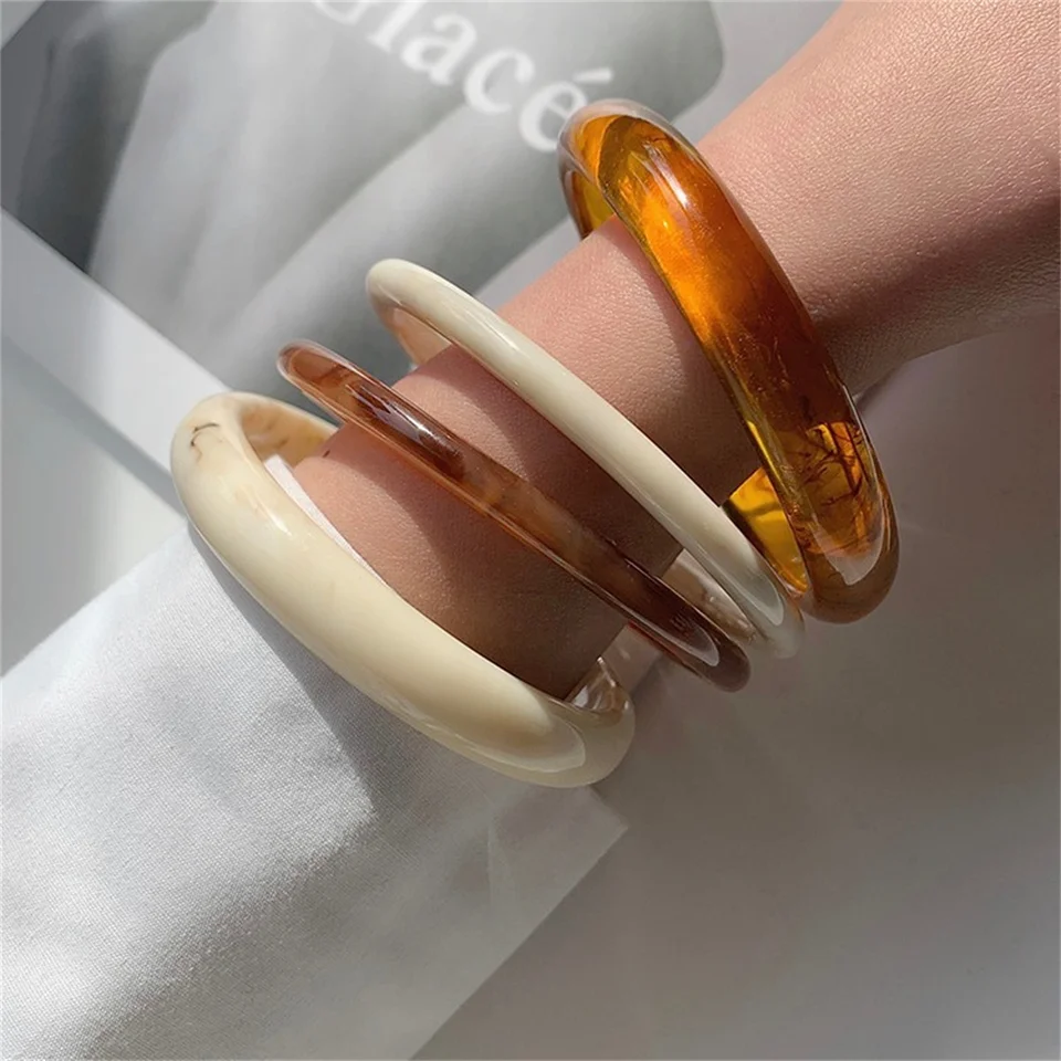Braccialetti grandi robusti in resina acrilica Boho per le donne