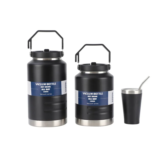 Portable Large Capacity 304 Stainless Steel Water Bottle Insulated Thermos for Outdoor Camping Heat And Cold Preservation 3
