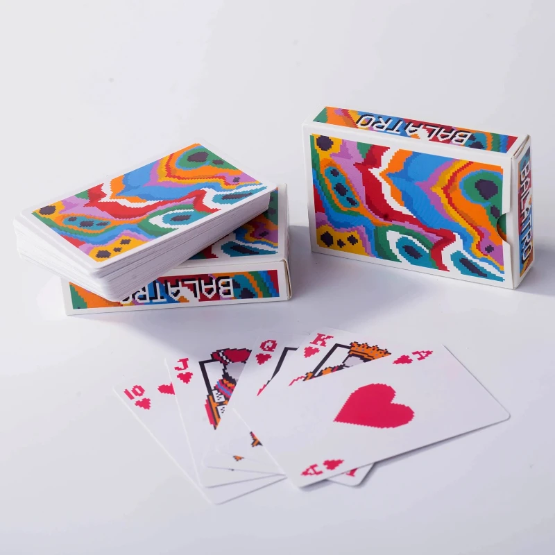 Classico set di carte da poker: gioco di società essenziale per riunioni, giochi da tavolo e divertimento festivo, carte da gioco durevoli e portatili - immagine 2