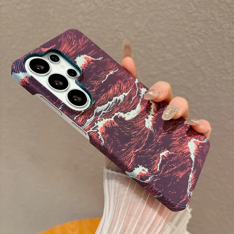 Luxury Carbon Fiber Wave Pattern Frameless Case with Wireless Charging Compatibility